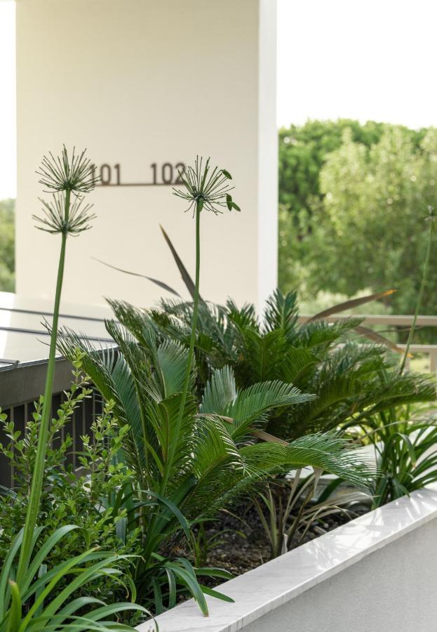 Eco Green Residences & Suites Toroni Exterior photo